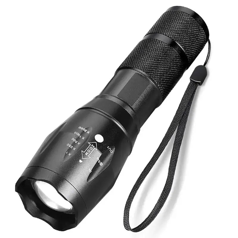 LumiFlash Mini Torche LED Portable – Éclairez votre chemin avec une puissance rechargeable